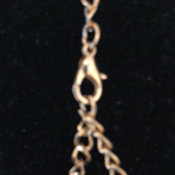 Gold Heart Pendant Necklace - Picture 4 of 5